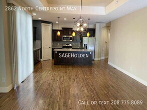 2862 N Centrepoint Way in Meridian, ID - Building Photo - Building Photo