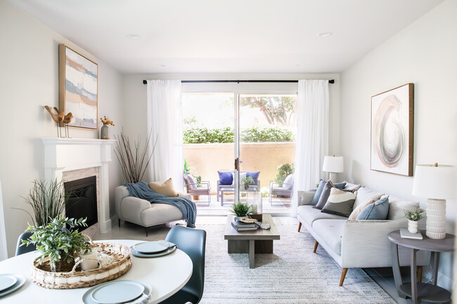 property at 3842 Creststone Pl