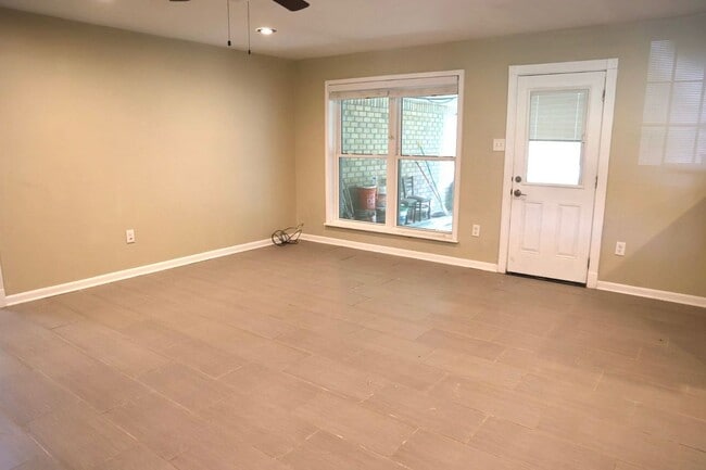 10751 Carmel Dr in Baton Rouge, LA - Building Photo - Building Photo