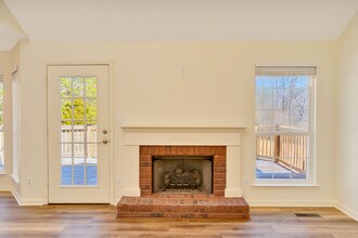 2224 N Fork Dr in Soddy Daisy, TN - Building Photo - Building Photo