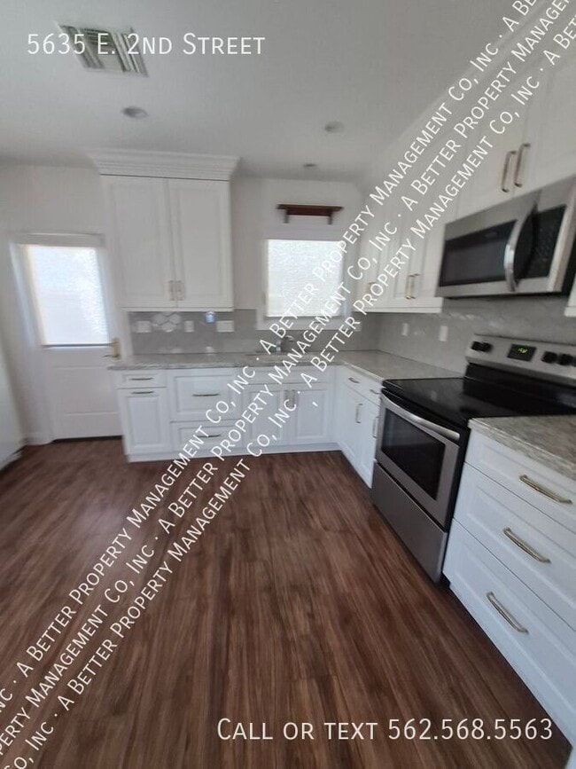 5635 2nd St in Long Beach, CA - Building Photo - Building Photo