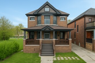 715 Gladstone Ave in Detroit, MI - Building Photo - Building Photo