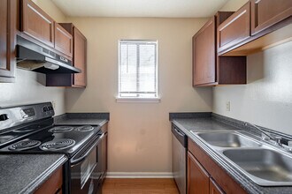 836 Richmond St in Tallahassee, FL - Building Photo - Building Photo