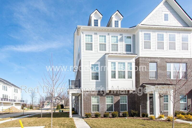 14578 Brecon Ln in Carmel, IN - Building Photo