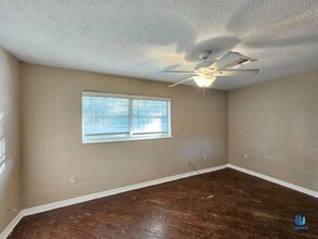 1325 Mann Rd in Lakeland, FL - Building Photo - Building Photo