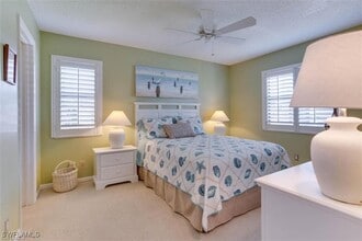 4345 27th Ct SW in Naples, FL - Foto de edificio - Building Photo