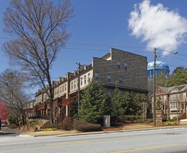Overlook at Clairmont in Decatur, GA - Foto de edificio - Building Photo