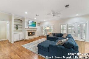 property at 7 Inwood Knoll