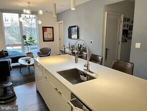 1380 Quincy St NW in Washington, DC - Building Photo - Building Photo