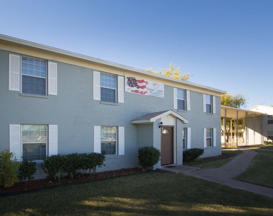 Aspen Square in Abilene, TX - Building Photo