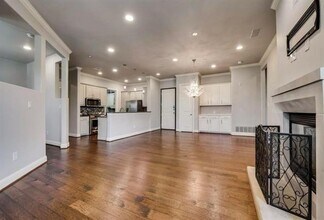 4343 McKinney Ave in Dallas, TX - Building Photo - Building Photo