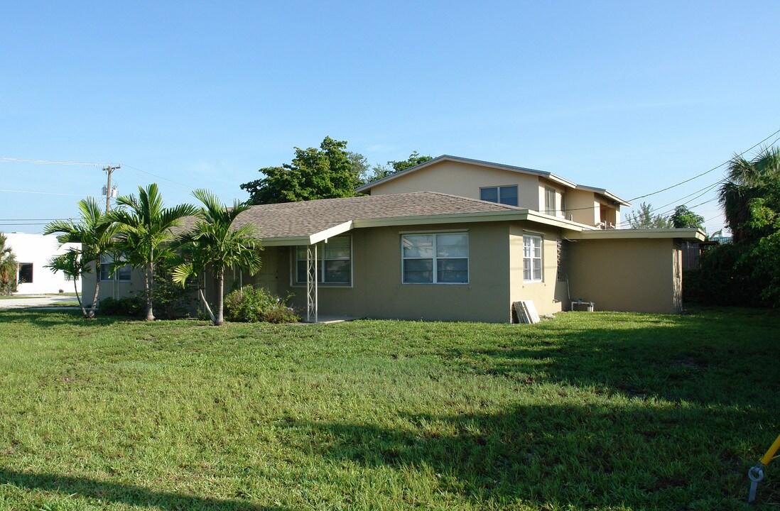 3012 SE 4th St in Fort Lauderdale, FL - Building Photo