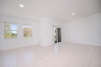 11403 NW 89th St in Doral, FL - Building Photo - Building Photo