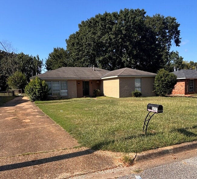 property at 5773 Belleau Dr