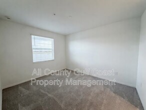 19140 Scallop Lp in Lakewood Ranch, FL - Building Photo - Building Photo