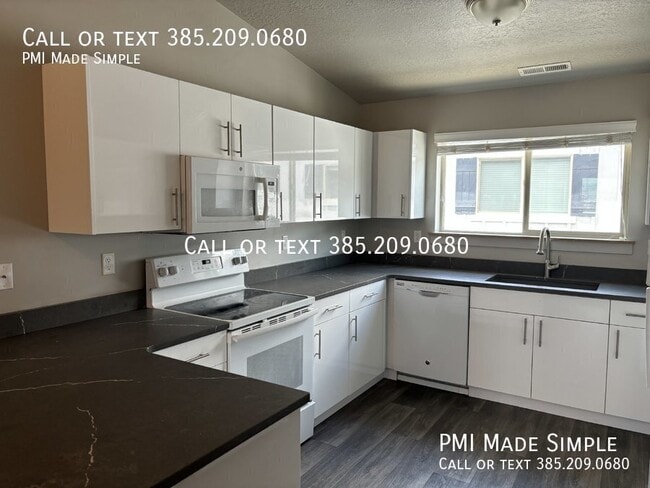 property at 1700 Sandhill Rd