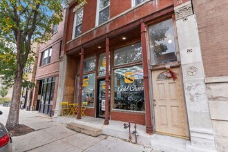 2139 W Chicago Ave in Chicago, IL - Building Photo - Building Photo