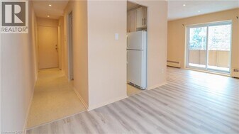 84 2nd St in Orangeville, ON - Building Photo