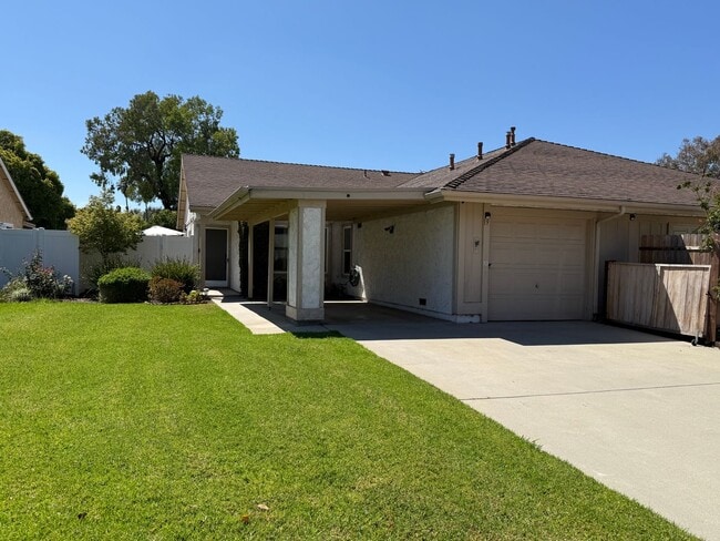 property at 19 Abrazo Dr
