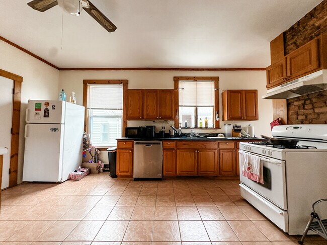3 Sachem St, Unit 3 in Boston, MA - Building Photo - Building Photo