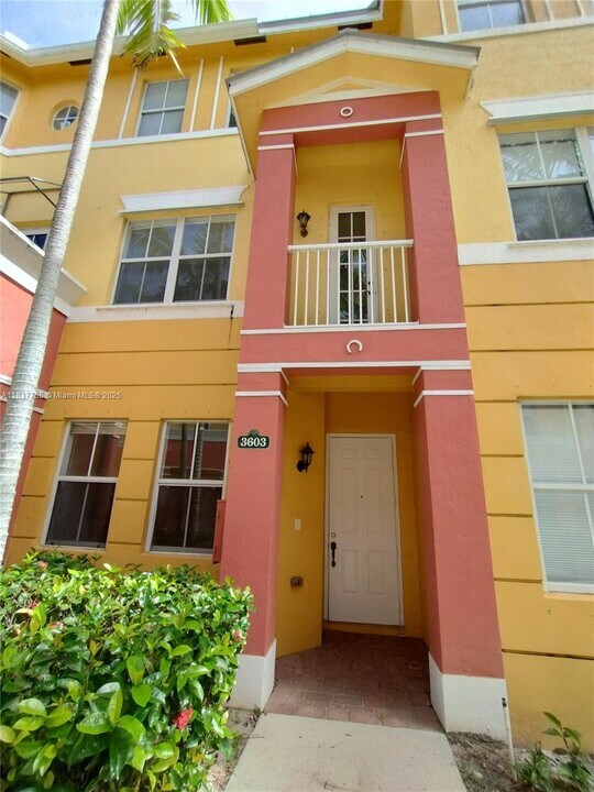 3603 Shoma Dr in West Palm Beach, FL - Building Photo