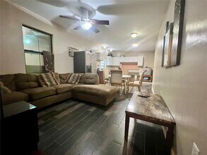 17363 Mercury Rd in Orlando, FL - Foto de edificio - Building Photo
