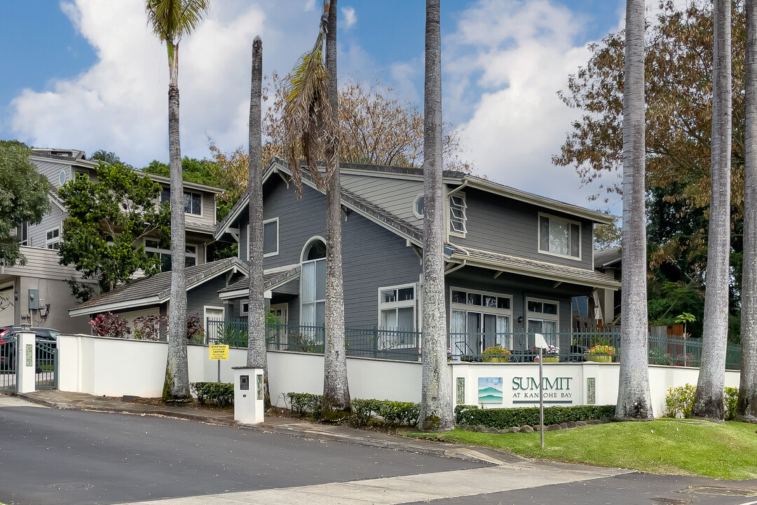 Summit at Kaneohe Bay in Kaneohe, HI - Building Photo