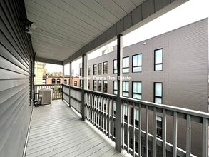 8 Carmel St, Unit 3F in Boston, MA - Building Photo - Building Photo