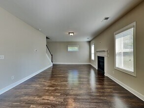 6321 Silver Creek Ln in Raleigh, NC - Building Photo - Building Photo