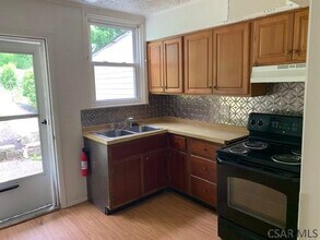 5 Cox St in Johnstown, PA - Building Photo - Building Photo