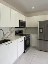 2340 NW 81st St. in Miami, FL - Building Photo - Building Photo