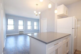 43-49 Van Wagenen Ave-Unit -4D in Jersey City, NJ - Building Photo - Building Photo