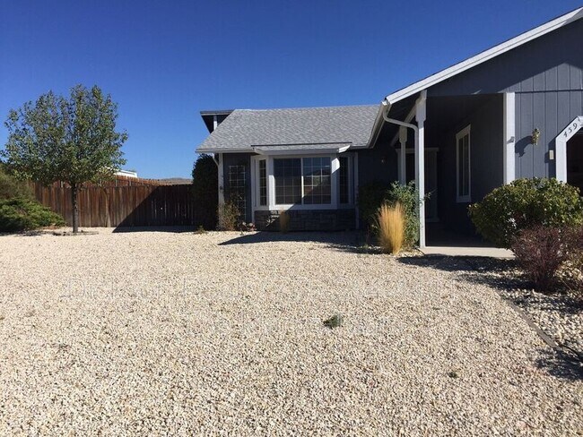 459 Beau Ct in Sparks, NV - Building Photo - Building Photo