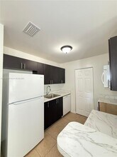 160 SW 8th Ave in Florida City, FL - Building Photo - Building Photo