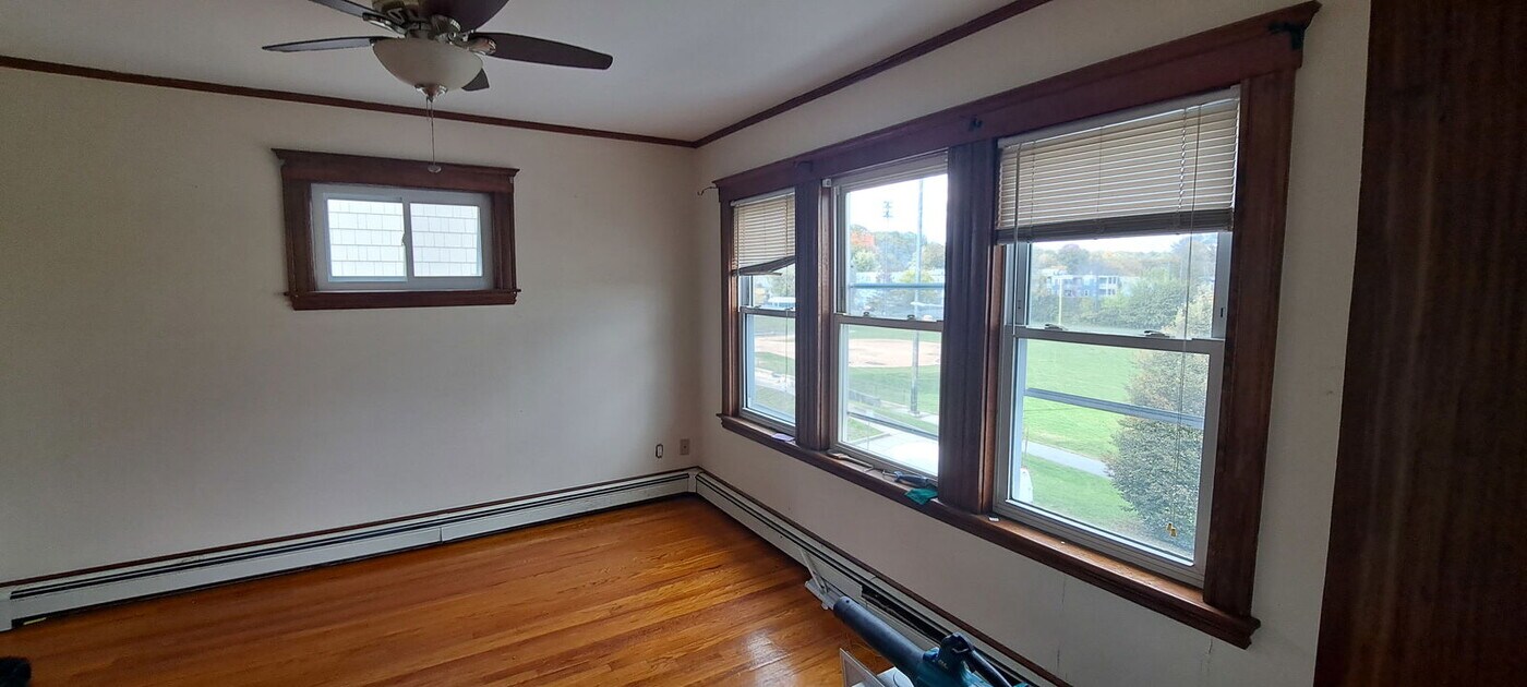 23 Firth Rd in Boston, MA - Building Photo