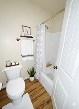 27 Mockingbird Xing in Durant, OK - Building Photo - Building Photo