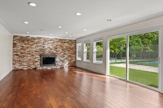 1824 Black Mountain Rd in Hillsborough, CA - Building Photo - Building Photo