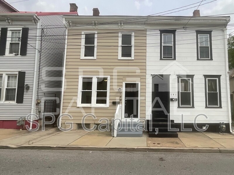 139 Cedar St in York, PA - Building Photo