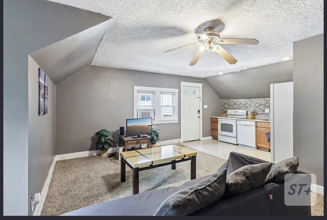 624 Frayne St, Unit Apt #2