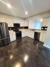 1608 Shady Cove Ln in Florence, KY - Building Photo - Building Photo