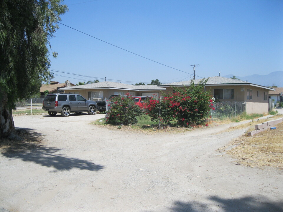 3525 Nolan St in Muscoy, CA - Building Photo