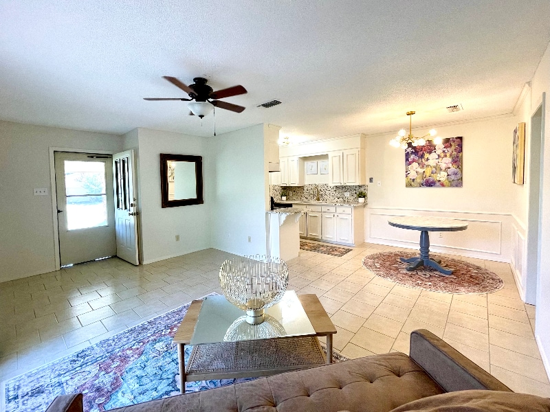 922 Terry Trail in Weatherford, TX - Foto de edificio