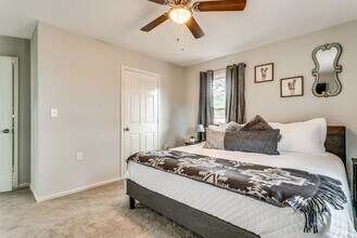 637 Old Brock Rd in Weatherford, TX - Building Photo - Building Photo