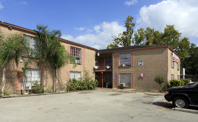 Chimney Rock Court Apartments in Houston, TX - Foto de edificio - Building Photo