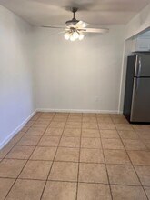 4290 Gulfstream Dr, Unit 16 in Naples, FL - Foto de edificio - Building Photo