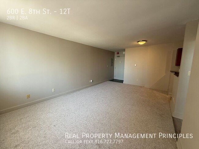 600 E 8th St in Kansas City, MO - Building Photo - Building Photo
