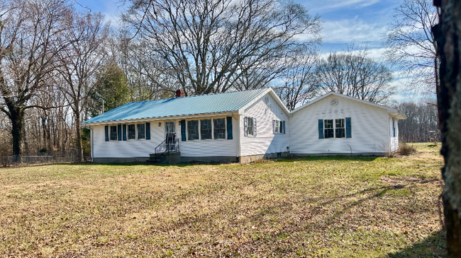 1098 Christine Rd in Columbia, KY - Building Photo - Building Photo