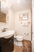 49 Boylston St in Chestnut Hill, MA - Building Photo - Building Photo