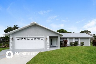 2624 SE Solana Ln in Port St. Lucie, FL - Building Photo