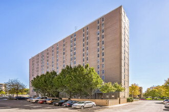 Nazareth Towers-62 & Older in Columbus, OH - Building Photo - Building Photo